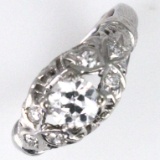 Vintage Art Deco platinum diamond filigree ring