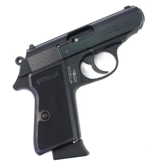 Like-new Walther PPK/S semi-automatic pistol, .22 LR cal