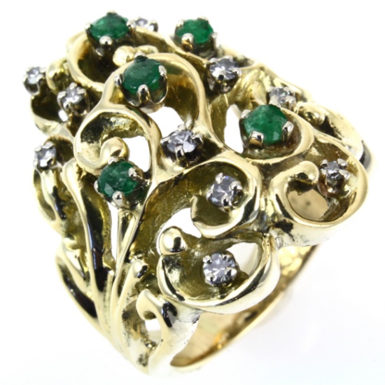 Vintage unmarked 14K yellow gold diamond & natural emerald cocktail ring