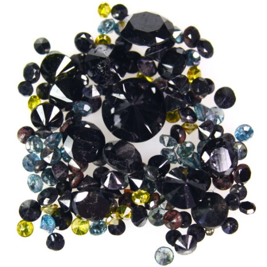 Unmounted mixed-colored diamonds