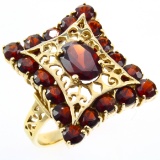 Vintage 10K yellow gold garnet cocktail ring