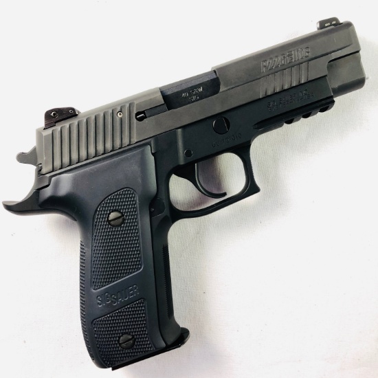 New-in-the-box Sig Sauer P226 Elite semi-automatic pistol, .40 S&W cal