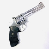 Like-new Smith & Wesson 648 double-action revolver, .22 WMR cal