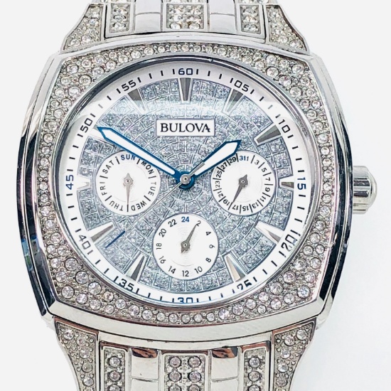 Estate Bulova stainless steel chronograph wristwatch