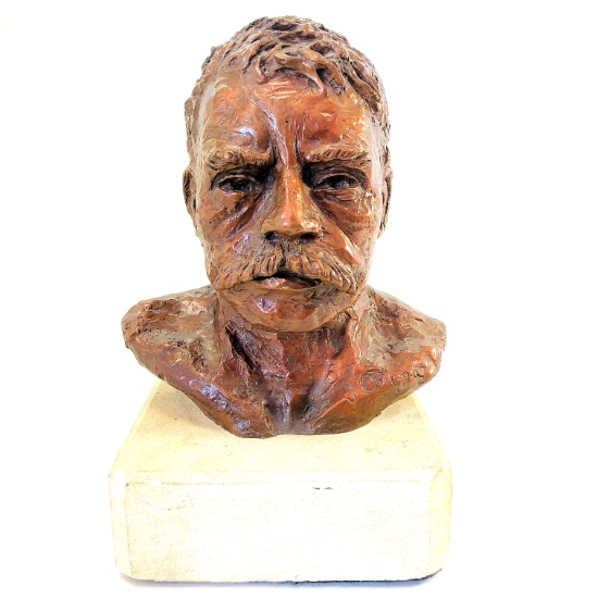 Hollow bronze bust of Mexican Revolution leader Emiliano Zapata