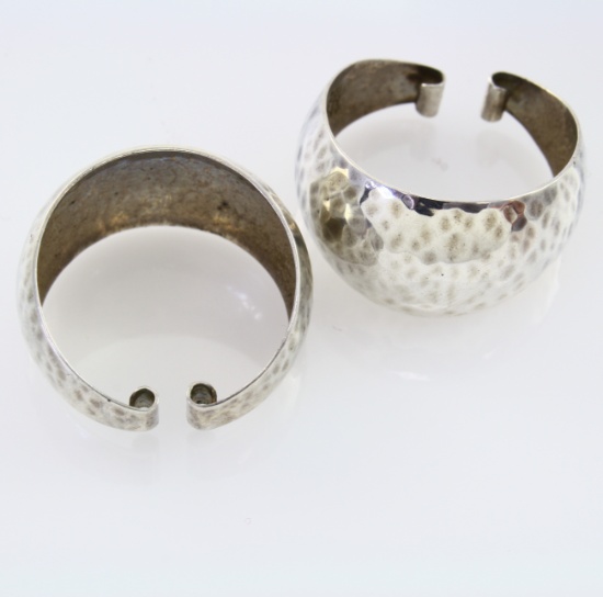 Pair of vintage James Avery sterling silver hammered bola hoop bits