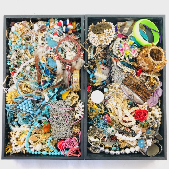 Lot of 11.0 lbs of estate fashion jewelry
