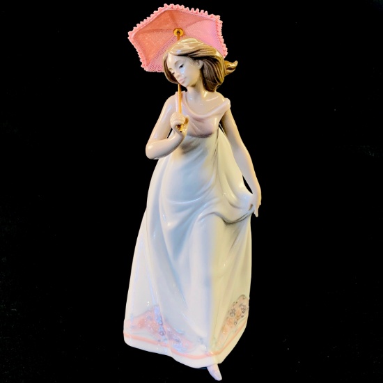Estate Lladro #7636 "Afternoon Promenade" porcelain figurine with original box