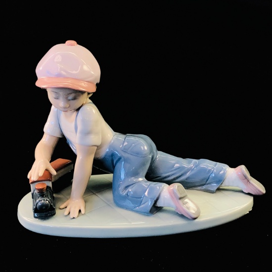 Estate Lladro #7619 "All Aboard" porcelain figurine with original box