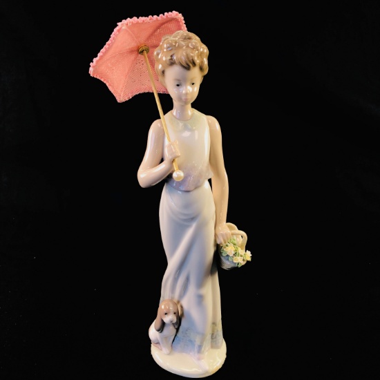 Estate Lladro #7617 "Garden Classic" porcelain figurine with original box