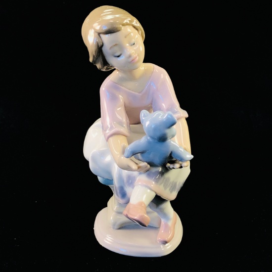 Estate Lladro #7620 "Best Friend" porcelain figurine with original box