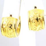 Pair of 18K yellow gold huggie earrings