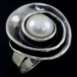 Estate sterling silver pearl abstract flower ring