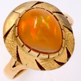 Vintage 14K yellow gold Mexican fire opal bezeled ring