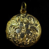 Estate 14K yellow gold locket pendant