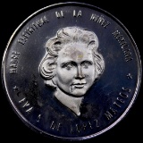 Circa 1960s high relief proof Eva S de Lopez Mateos .900 silver Mexico commemorative medal