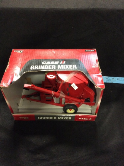 Case-International Grinder Mixer