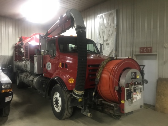 Vactor 2100 Series Combination Sewer Cleaner