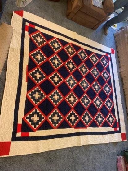 Hand Quilted Quilt, King Size 81x95 in.