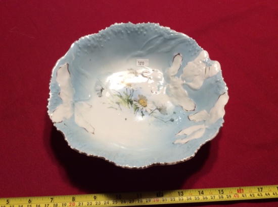 RS Prussia Hidden Image Bowl, 3 White Daisies