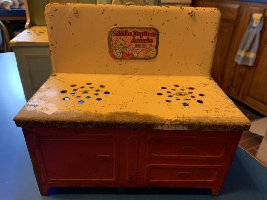 Little Orphan Annie Toy Oven