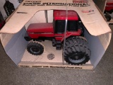 Case International 7140 1/16 Scale Toy Tractor with Box