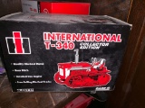 Case International T-340 1/16 Scale Toy Tractor with Box