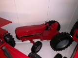 International 1/16 Scale Toy Tractor