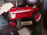 1958 International Harvester Farmall 460 1/16 Scale Toy Tractor