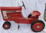 IH 806 Pedal Tractor