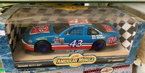 American Muscle Richard Petty Die-Cast Car