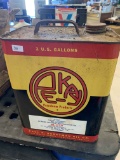 Pe-kay 2 Gallon Oil Can