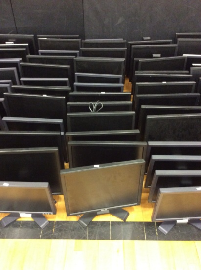 15 Dell Monitors