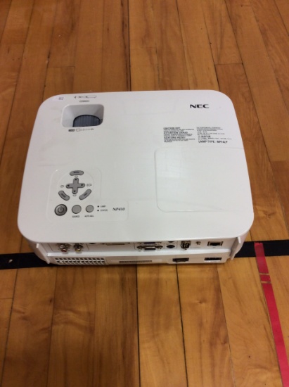 NEC NP410 Projector