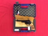 Smith & Wesson Model 27, .357 Mag Revolver in Case