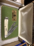 Dixie Gun Works, Inc.; Union City, Tenn., Dual Blade Folding Pocket Knife i