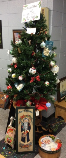 Christmas Tree with Christmas Art, Hand-Painted Ornaments, Framed Pieces, P
