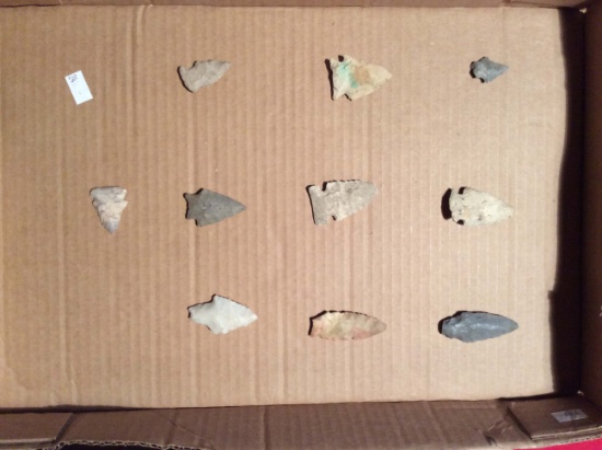 Assortment of Arrowheads (10)