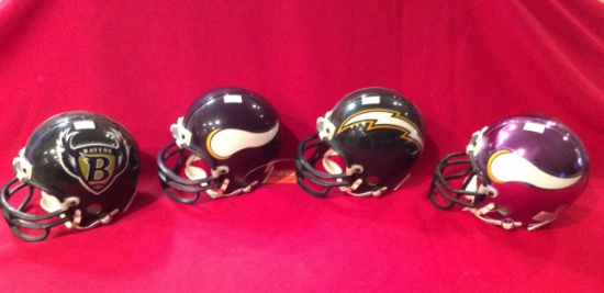Riddell Mini Helmets 3 5/8" NFL Assortment