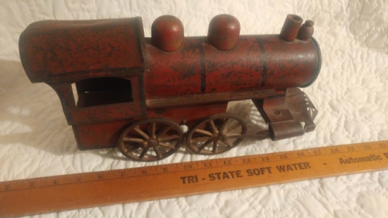 Early Metal Steam Engine, all original paint, 14" long