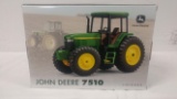 JD 7510 Farm Show 2001 1/16 15193