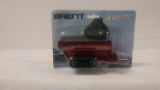 Brent Avalanche Grain Cart Red 1/64