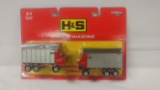 H&S Forage Wagons 1/64 16175