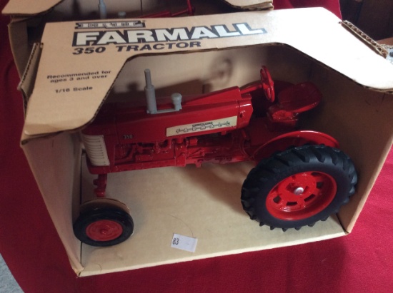 Ertl Farmall 350 Tractor 1/16