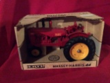 Ertl Massey Harris 44 Tractor 1/16