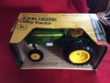 John Deere Utility Tractor 1/16