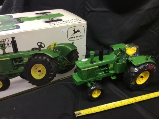 Ertl John Deere 5020  40th Anniversary Tractor W/Box  1/16