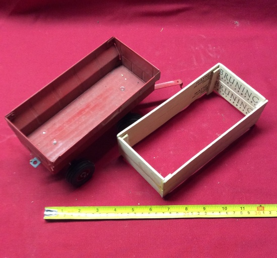 International Grain Wagon Detached Side 1/16