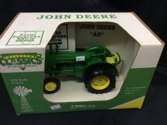 Ertl Collector Classics John Deere "AR"  Farm Progress Show  1/16