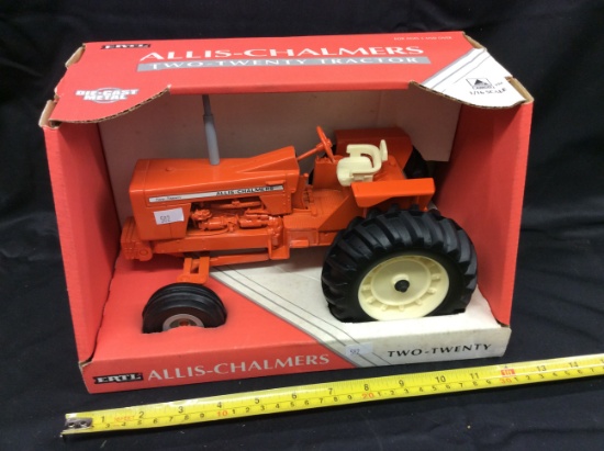 Ertl Allis-Chalmers Two-Twenty  1/16